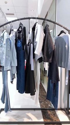揭秘品牌折扣女装批发 助力实体店高利润的稳定货源